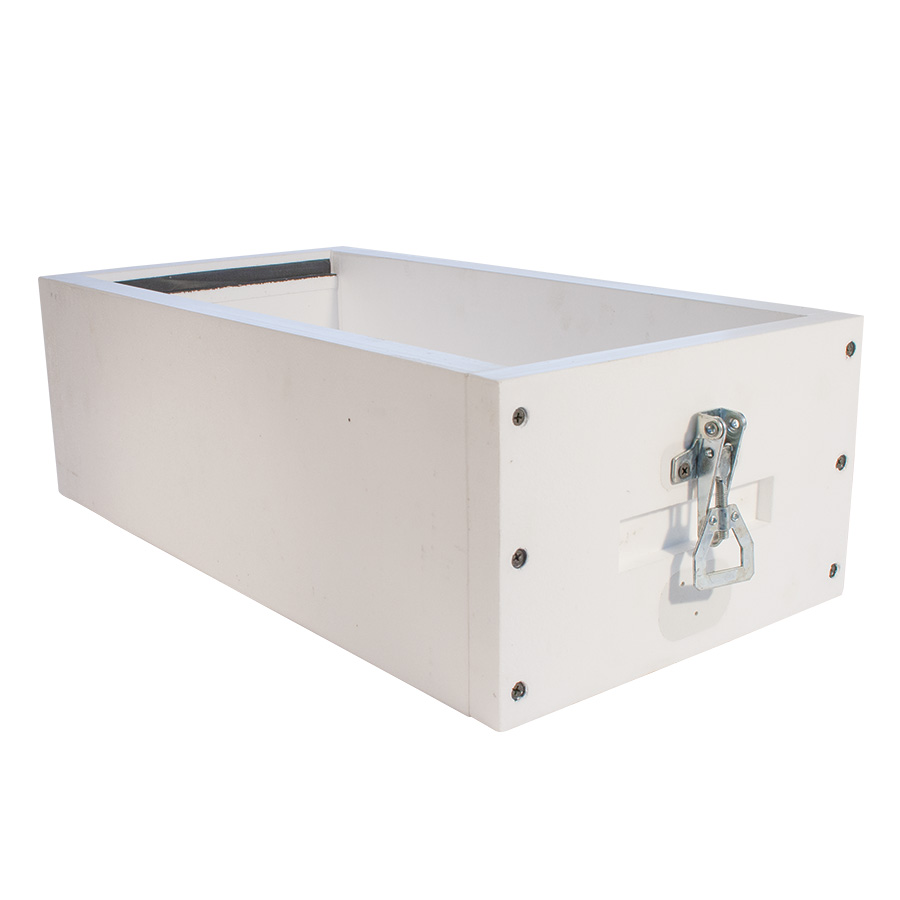 Lyson Polystyrene Medium Super for 6 Frame Nuc | Betterbee